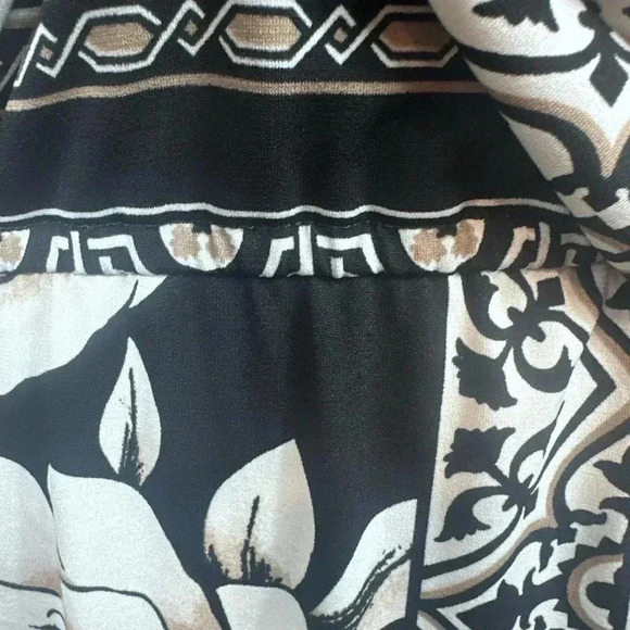 White House Black Market floral and scroll print dress size small - Picture 8 of 10